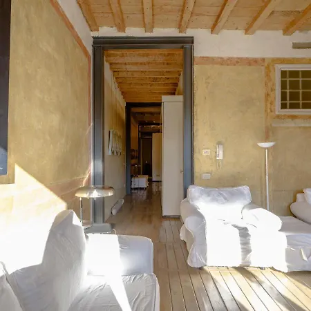 Apartment Santacroce - View Of Monuments Florence