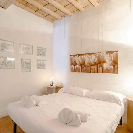 Santacroce - View Of Monuments Apartment *